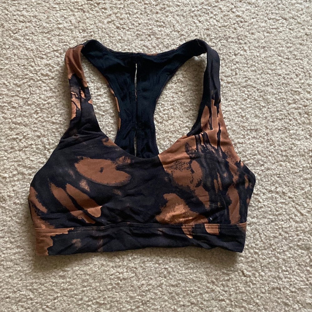 Sports bra